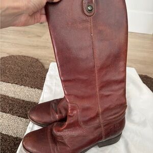 FRYE AND CO. Women's Brown Leather Boots